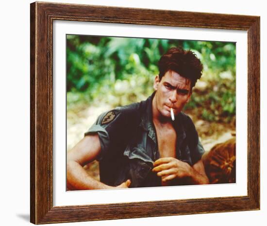 Charlie Sheen - Platoon-null-Framed Photo