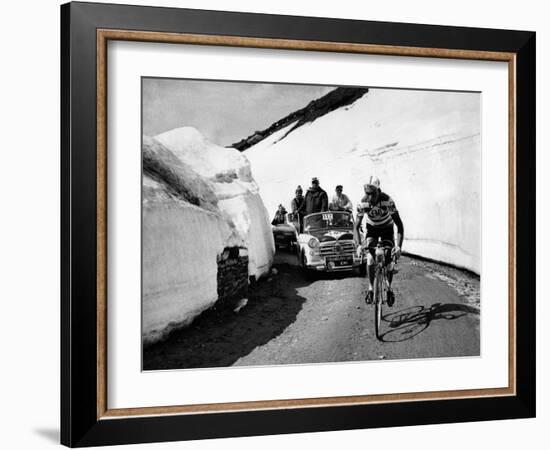 Charly Gaul in a Climb During the 42nd Giro D'Italia-Angelo Cozzi-Framed Giclee Print