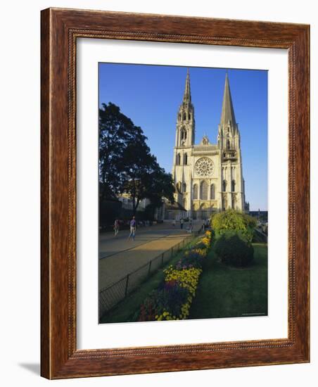 Chartres Cathedral, Unesco World Heritage Site, Chartres, Centre, France-Peter Scholey-Framed Photographic Print