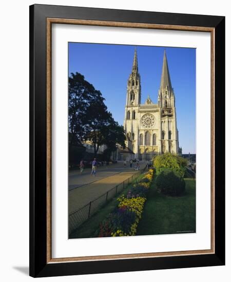 Chartres Cathedral, Unesco World Heritage Site, Chartres, Centre, France-Peter Scholey-Framed Photographic Print