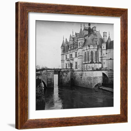 Château-null-Framed Giclee Print