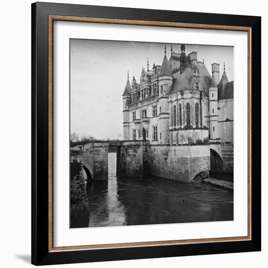 Château-null-Framed Giclee Print