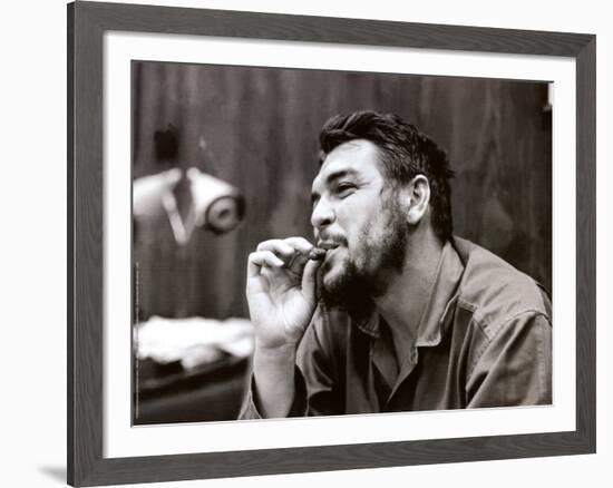Che Guevara-Elliott Erwitt-Framed Art Print