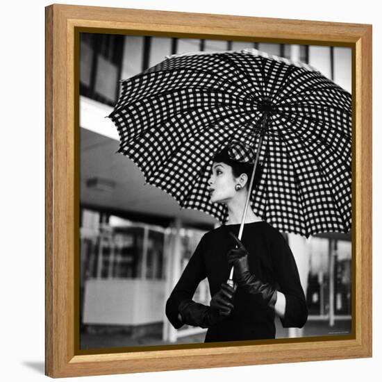 Checked Parasol, New Trend in Women's Accessories, Used at Roosevelt Raceway-Nina Leen-Framed Premier Image Canvas