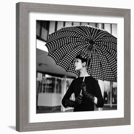 Checked Parasol, New Trend in Women's Accessories, Used at Roosevelt Raceway-Nina Leen-Framed Photographic Print