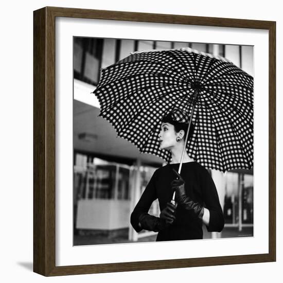 Checked Parasol, New Trend in Women's Accessories, Used at Roosevelt Raceway-Nina Leen-Framed Photographic Print