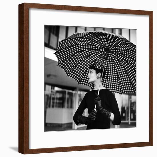 Checked Parasol, New Trend in Women's Accessories, Used at Roosevelt Raceway-Nina Leen-Framed Photographic Print