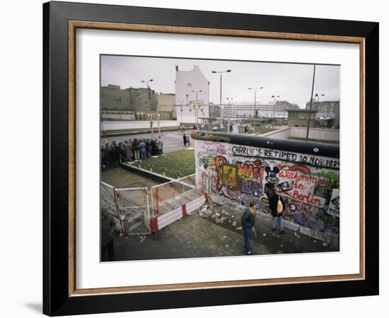 Checkpoint Charlie, Border Control, West Berlin, Berlin, Germany-Robert Francis-Framed Photographic Print