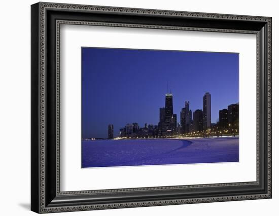 Chicago Blues-Steve Gadomski-Framed Photographic Print