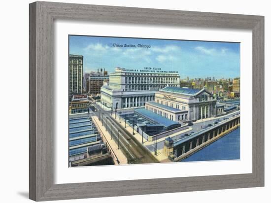 Chicago, Illinois - Exterior View of Union Station-Lantern Press-Framed Art Print