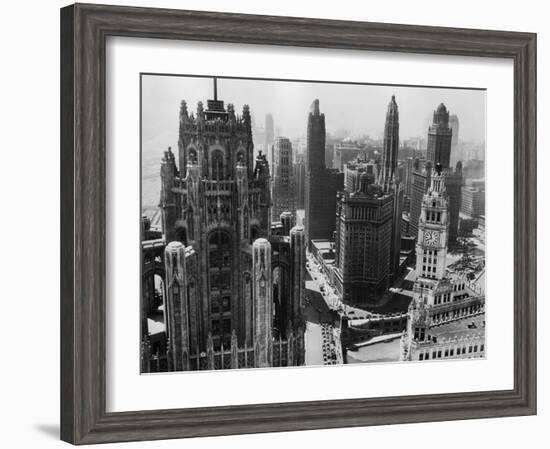 Chicago Skyscrapers in the Early 20th Century-Bettmann-Framed Photographic Print