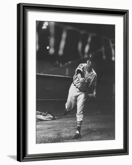 Chicago White Sox Player, Gerry Staley in Action-Francis Miller-Framed Premium Photographic Print