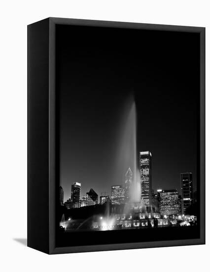 Chicagos Buckingham Fountain, Black & White, Port-Steve Gadomski-Framed Premier Image Canvas