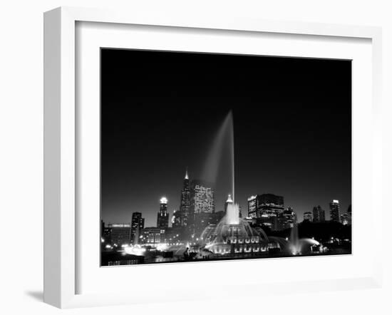 Chicagos Buckingham Fountain, Black & White-Steve Gadomski-Framed Photographic Print