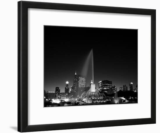 Chicagos Buckingham Fountain, Black & White-Steve Gadomski-Framed Photographic Print