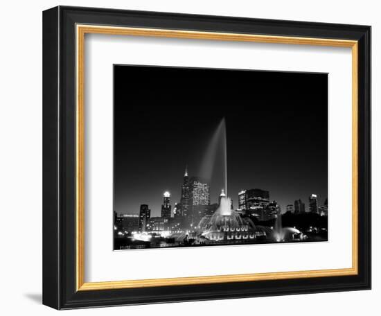 Chicagos Buckingham Fountain, Black & White-Steve Gadomski-Framed Photographic Print