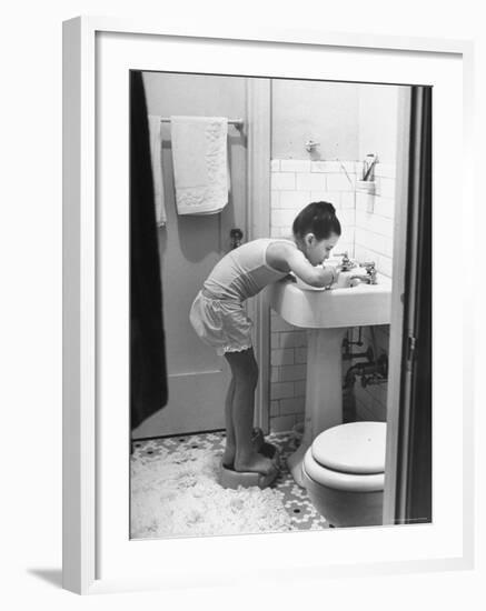 Child Star Margaret O'Brien Brushing Her Teeth-Bob Landry-Framed Premium Photographic Print