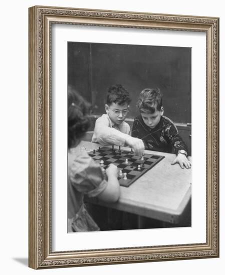 Children Considered Geniuses Playing Chess-Nina Leen-Framed Photographic Print