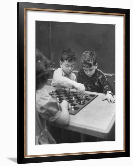 Children Considered Geniuses Playing Chess-Nina Leen-Framed Photographic Print