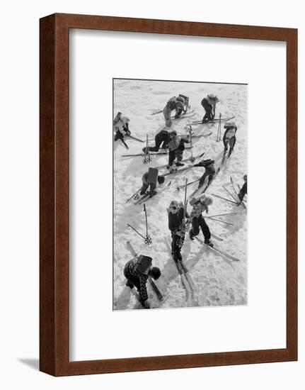 Children in the Austrian Enns-Valley ski to school.-Erich Lessing-Framed Photographic Print