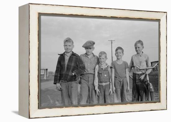 Children of Mineral King Cooperative Farm Visalia, California, 1940-Lee Russell-Framed Premier Image Canvas