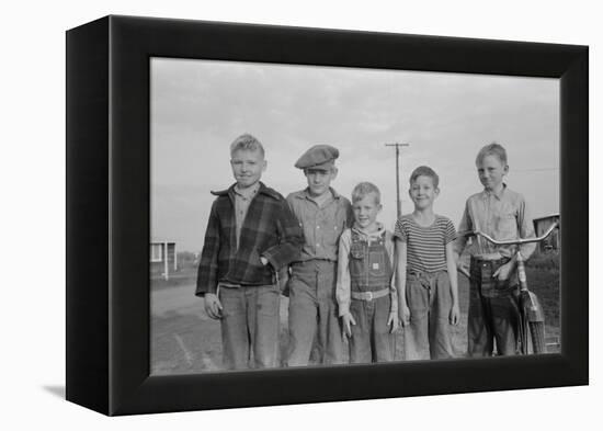 Children of Mineral King Cooperative Farm Visalia, California, 1940-Lee Russell-Framed Premier Image Canvas