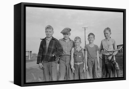 Children of Mineral King Cooperative Farm Visalia, California, 1940-Lee Russell-Framed Premier Image Canvas