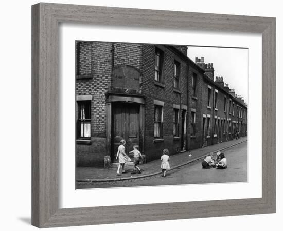 Children playing in Staffordshire 1953-Staff-Framed Photographic Print