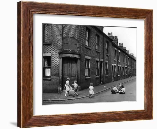 Children playing in Staffordshire 1953-Staff-Framed Photographic Print