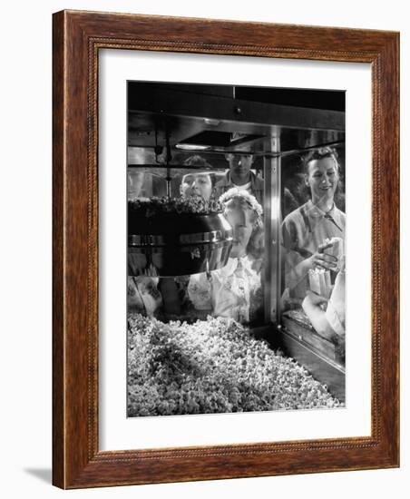 Children Watching a Popcorn Working-J^ R^ Eyerman-Framed Photographic Print