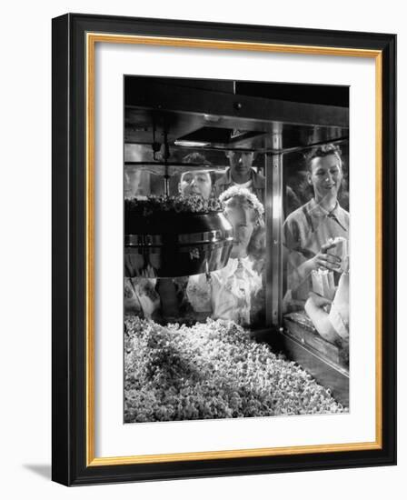 Children Watching a Popcorn Working-J^ R^ Eyerman-Framed Photographic Print