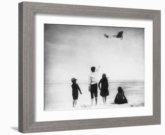 Children Watching Louis Bleriot Flying Plane Photograph - Calais, France-Lantern Press-Framed Art Print