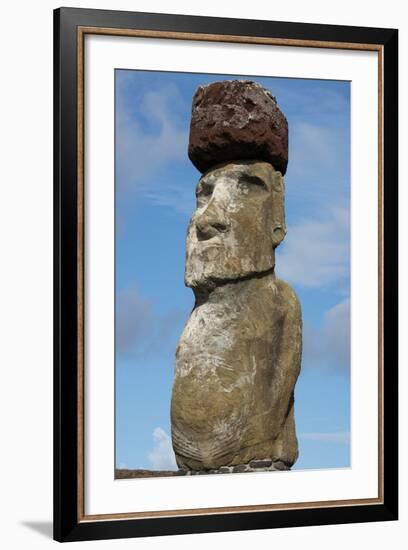 Chile, Easter Island, Hanga Nui. Rapa Nui NP, Statue with a Pukao-Cindy Miller Hopkins-Framed Photographic Print