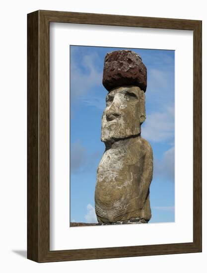 Chile, Easter Island, Hanga Nui. Rapa Nui NP, Statue with a Pukao-Cindy Miller Hopkins-Framed Photographic Print