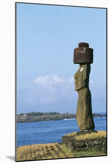 Chile, Easter Island, Rapa-Nui National Park, Ahu Tahai, Moai Ko Te Riku-null-Mounted Giclee Print