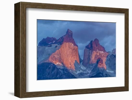 Chile, Patagonia, Torres del Paine NP. the Horns Mountains at Sunrise-Cathy & Gordon Illg-Framed Photographic Print