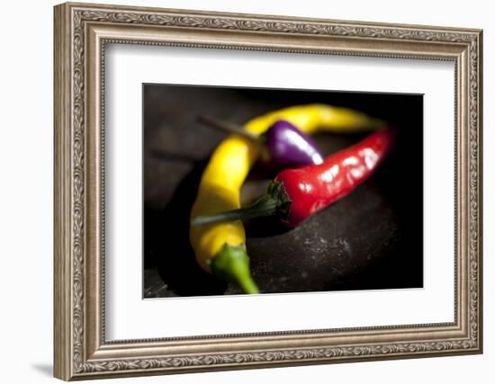 Chili-Fabio Petroni-Framed Photographic Print