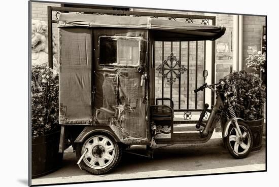 China 10MKm2 Collection - Tricycle-Philippe Hugonnard-Mounted Photographic Print