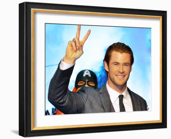 Chris Hemsworth-null-Framed Photo