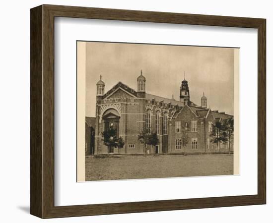 'Christ's Hospital', 1923-Unknown-Framed Photographic Print