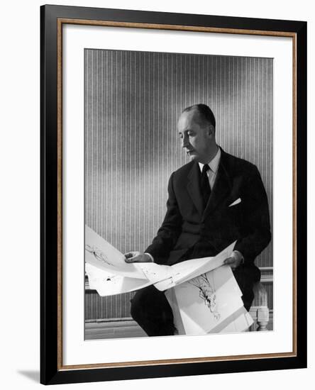 Christian Dior (1905-1957)-null-Framed Photographic Print