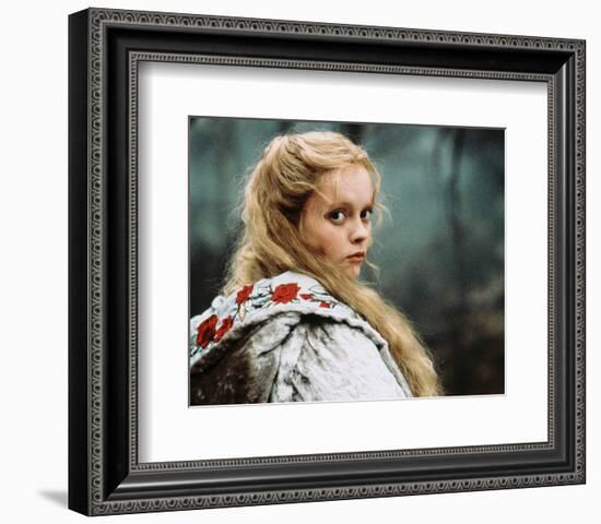 Christina Ricci - Sleepy Hollow-null-Framed Photo