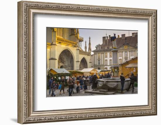 Christmas Market and Cathedral in Munsterplatz, Bern, Jungfrau region, Bernese Oberland, Swiss Alps-Frank Fell-Framed Photographic Print