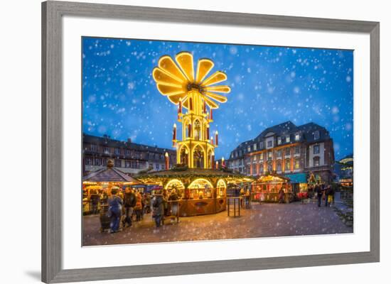 Christmas market on the marketplace in Heidelberg, Baden-Württemberg, Germany-Jan Christopher Becke-Framed Photographic Print