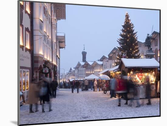 Christmas Tree With Stalls and People at Marktstrasse in the Spa Town of Bad Tolz, Bavaria-Richard Nebesky-Mounted Photographic Print