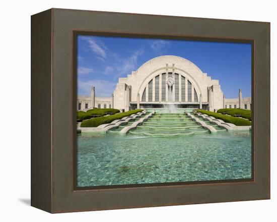 Cincinnati Museum Center at Union Terminal, Cincinnati, Ohio, United States of America, North Ameri-Richard Cummins-Framed Premier Image Canvas