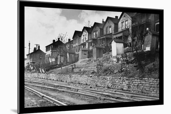 Cincinnati, Ohio-Carl Mydans-Mounted Art Print