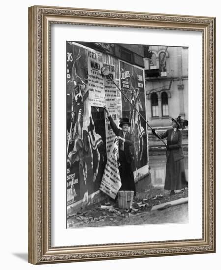 Cincinnati: Suffragettes-null-Framed Photographic Print