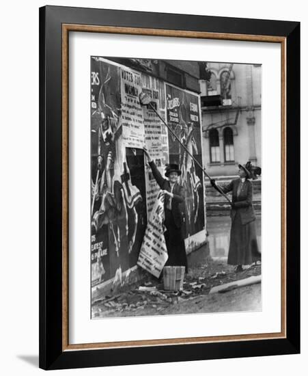 Cincinnati: Suffragettes-null-Framed Photographic Print