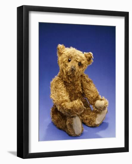 Cinnamon Center Seam Steiff Bear, circa 1903-Steiff-Framed Giclee Print